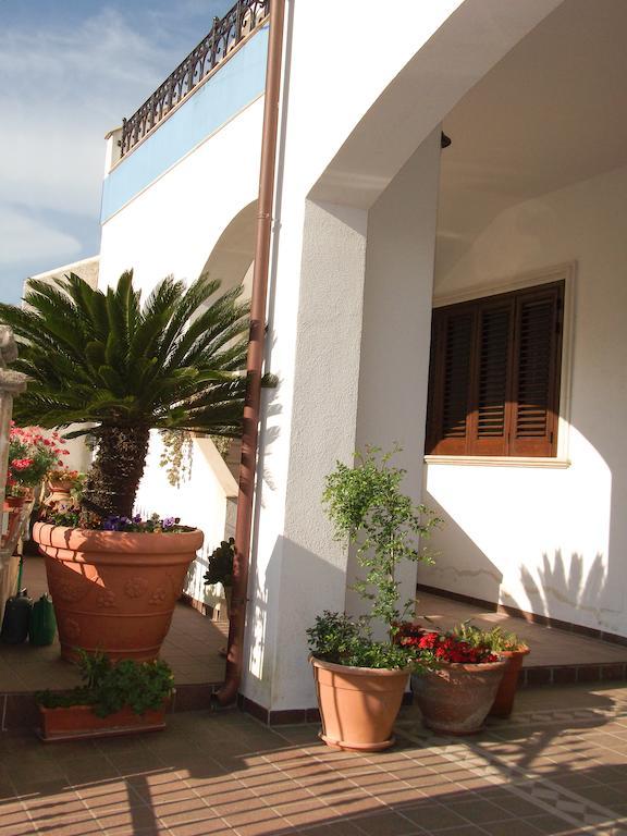 B&B Minerva Castro  Esterno foto